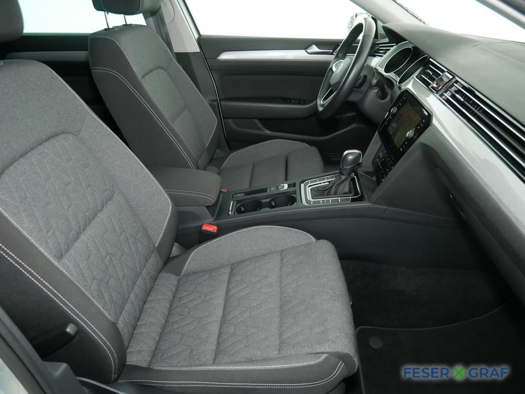 Volkswagen Passat Variant - Bild 6