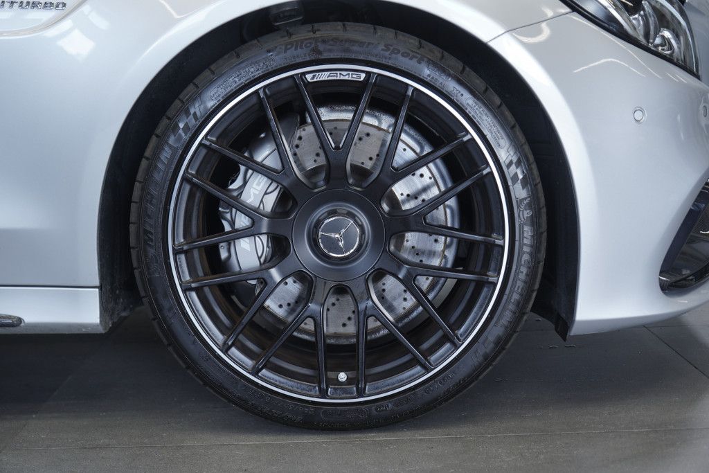 Mercedes Benz C 63 Amg