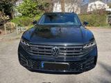 Volkswagen Touareg 3.0 TDI 210kW Black Style R-Line/Nachts. - Volkswagen Touareg: Firmenfahrzeug