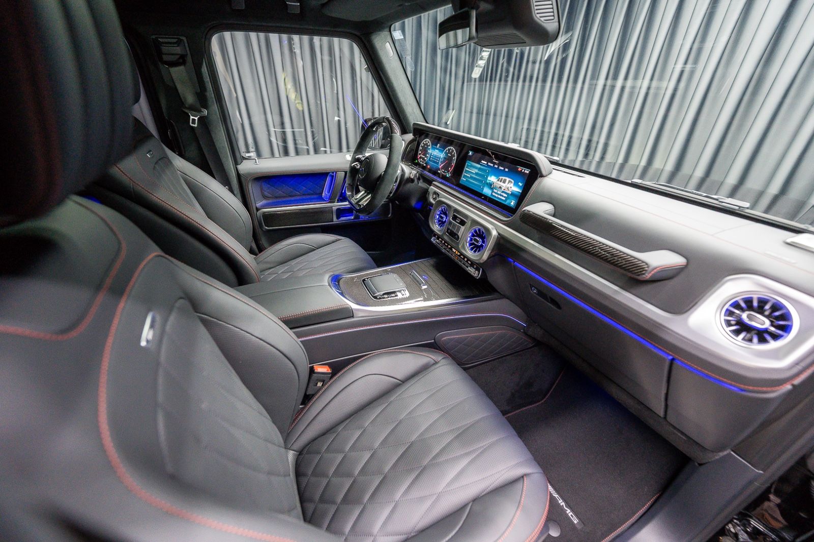 Fahrzeugabbildung Mercedes-Benz G 63 AMG 2025*In&Out CARBON*A22*3xTV*Superior