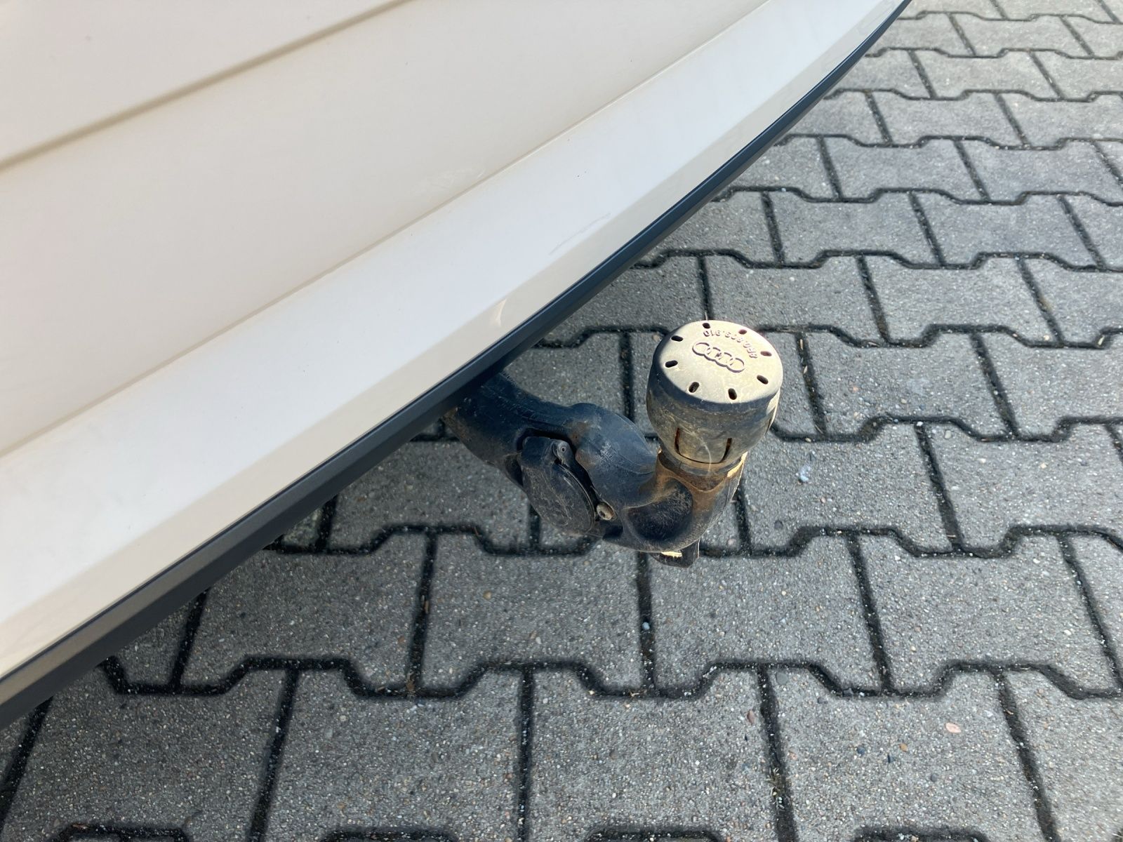 Fahrzeugabbildung Audi Q3 2.0 TDI sport AHK Xenon SHZ