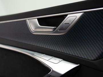  AUDI RS6 — миниатюра 11