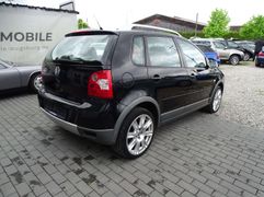 Fahrzeugabbildung Volkswagen Polo Fun Cross TÜV-NEU / 8-FACH-BEREIFT / SCHECK