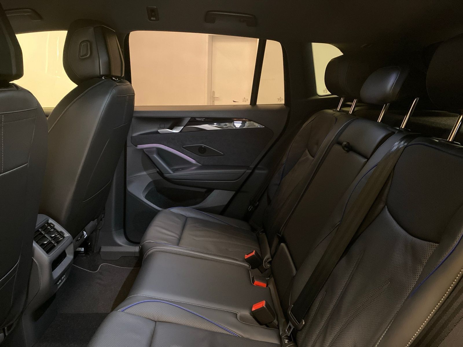 Volkswagen Tiguan - Bild 11
