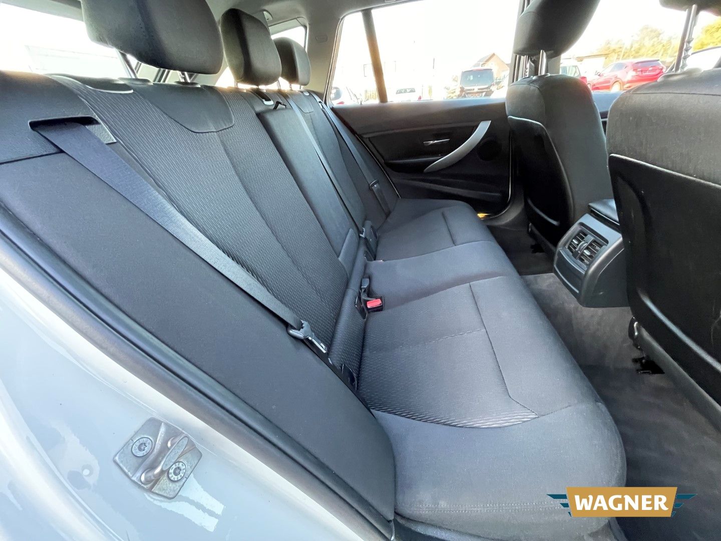 Fahrzeugabbildung BMW 320 d Touring Sitzheizung Tempomat Klimaautomati