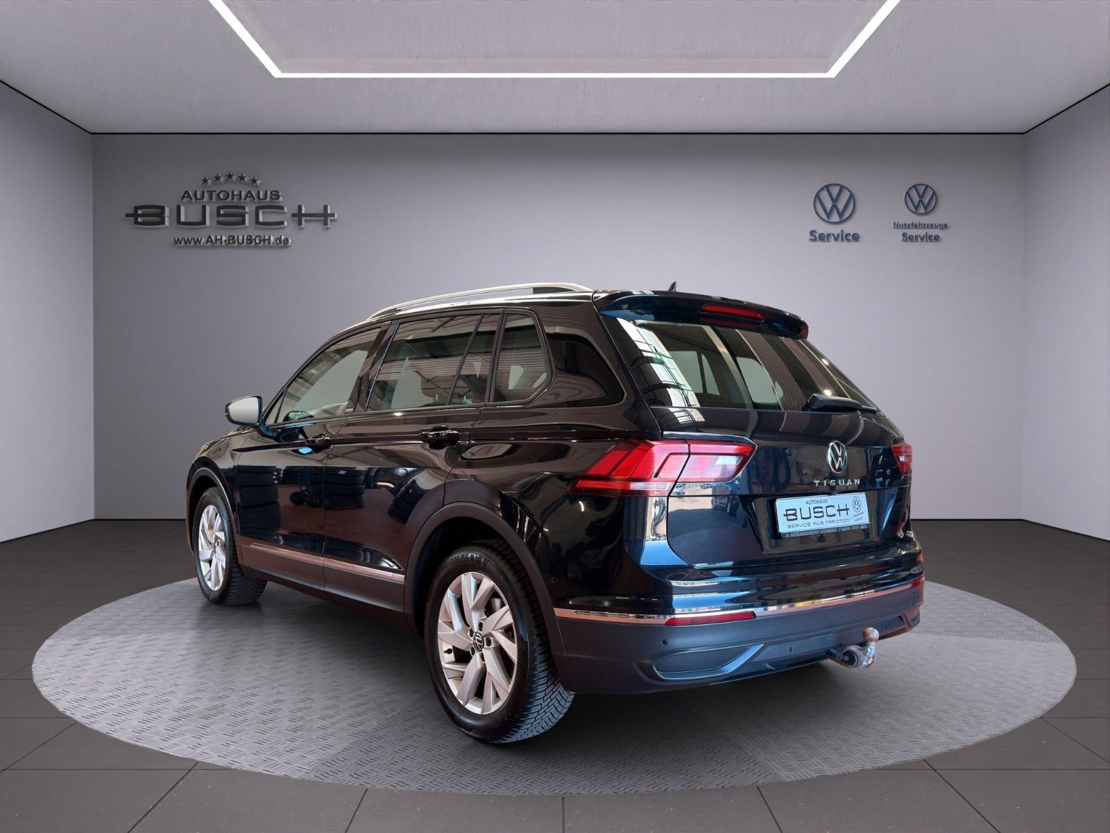 Volkswagen Tiguan Active 2.0 TDI 90KW 6-Gang AHK Navi App foto 5