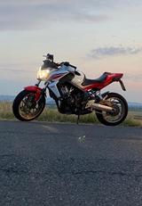 Honda CB650F - HONDA 650 CB