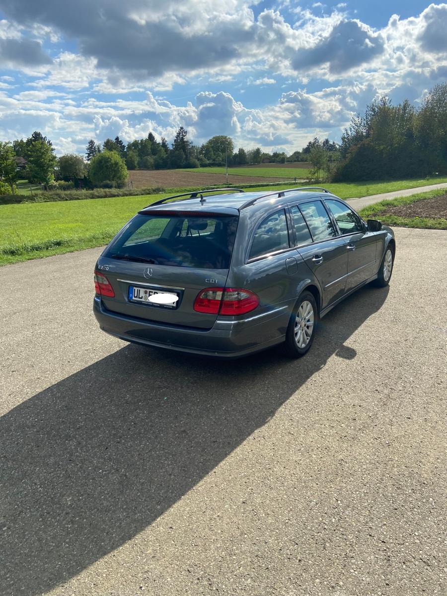 Mercedes-Benz E 220 W211