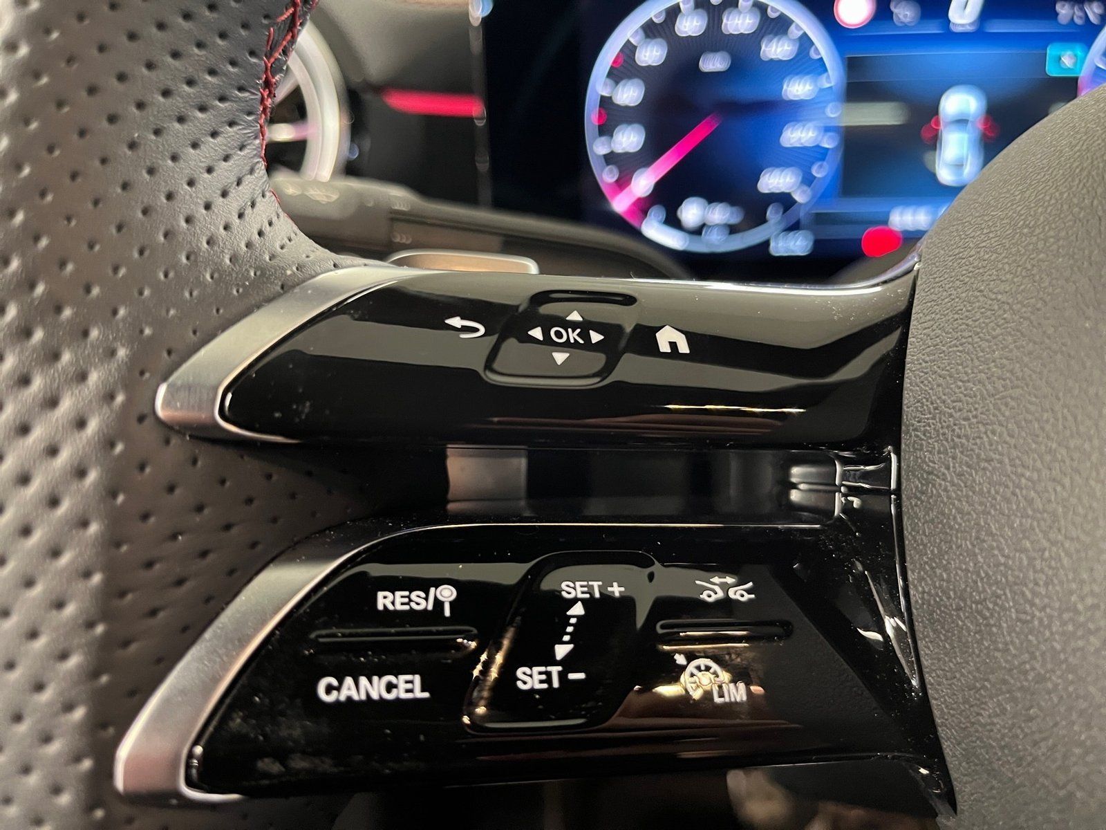 Fahrzeugabbildung Mercedes-Benz CLA 200 AMG Adv.+*Totwinkel*Kamera*LED*Winter-P.
