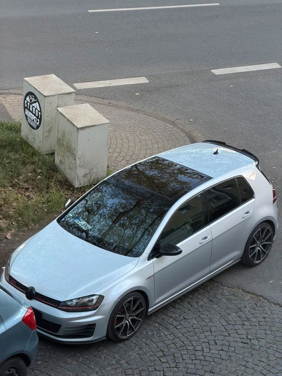 Image of Volkswagen Golf Sportsvan