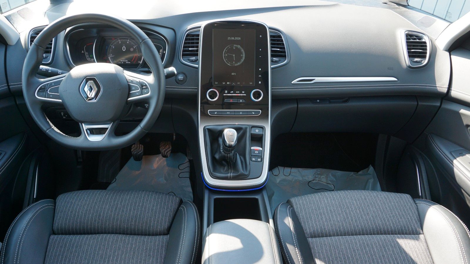 Fahrzeugabbildung Renault Renault Scenic IV Grand Techno, Kamera, LED