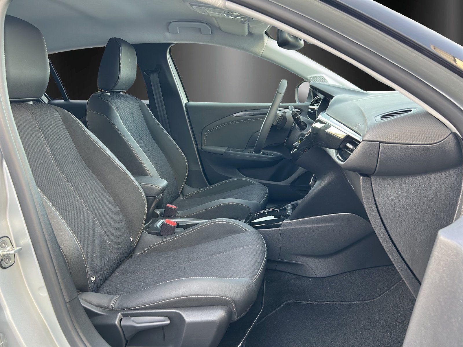 Fahrzeugabbildung Opel Corsa F 1.2 Turbo Elegance Aut./KAMERA/LED/SHZ/