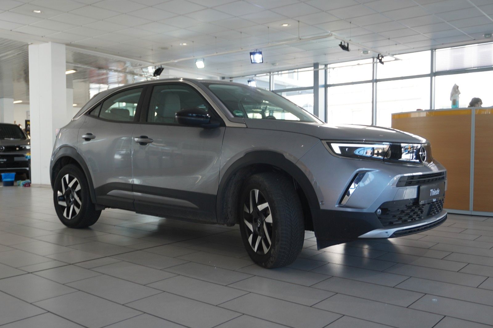 Fahrzeugabbildung Opel Mokka-e ELEGANCE 3-PHASIG NAVI/LED/VIRTU/SHZ/DAB