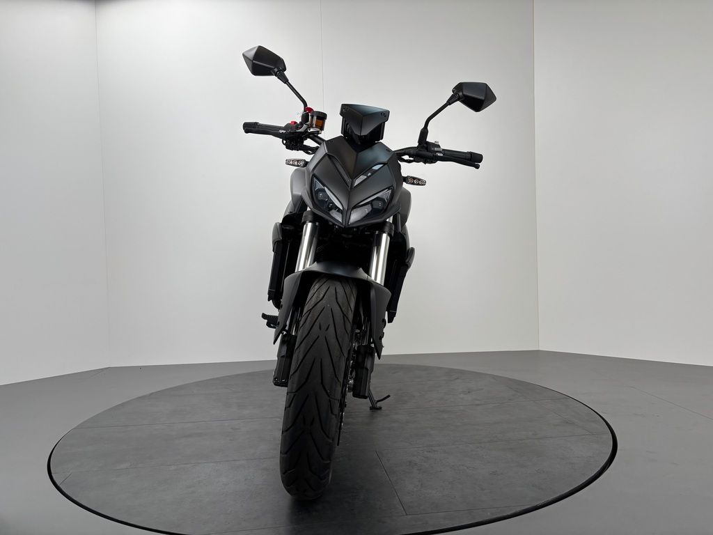 Fahrzeugabbildung QJ Motor SRK 700 *A2-TAUGLICH *WENIG KILOMETER *1.HAND