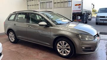 Volkswagen Golf - 5