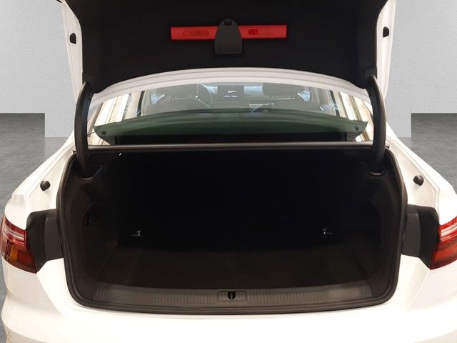 Fahrzeugabbildung Audi A4 Limousine 35TDI advanced Navi StdHz eleHeck K