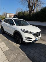 Hyundai Tucson 1.6 GDI Pure  BJ 2018  HU 08.20 - Hyundai TUCSON: 2.0
