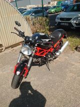 Ducati Monster 695 - DUCATI MONSTER 695