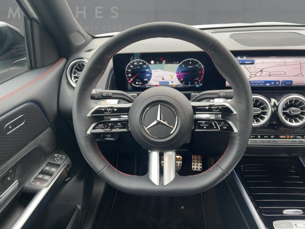 Fahrzeugabbildung Mercedes-Benz GLB 200 d 4M AMG/Night/Pano/360°/AHK