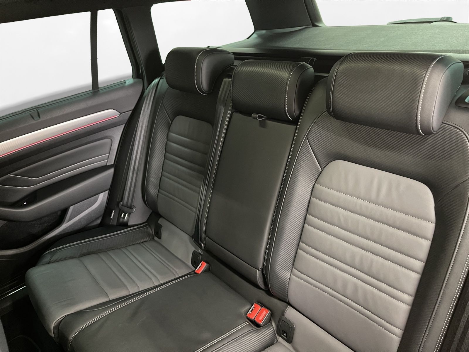 Volkswagen Passat Variant - Bild 18