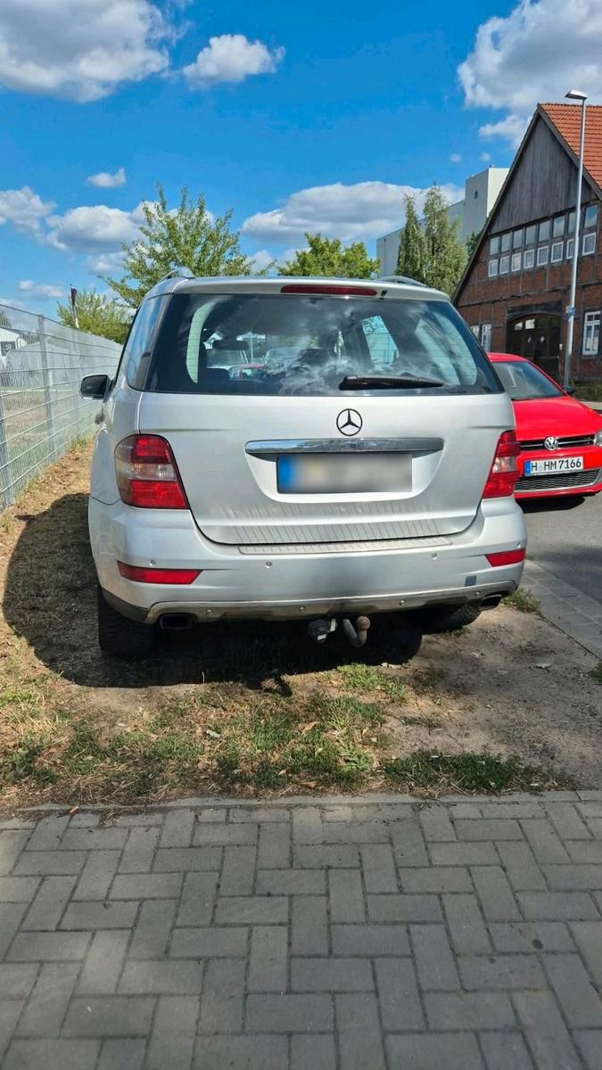 Mercedes-Benz ML 320