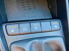 Fahrzeugabbildung Hyundai i20 1.0 KLIMA SHZ KAMERA ALLWETTER CARPLAY DAB+