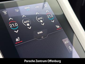 2025 Porsche TAYCAN — миниатюра 22