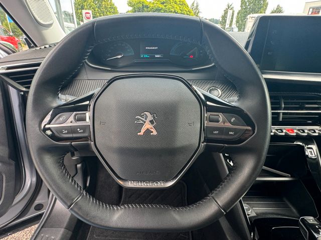 PEUGEOT 2008 e- Active