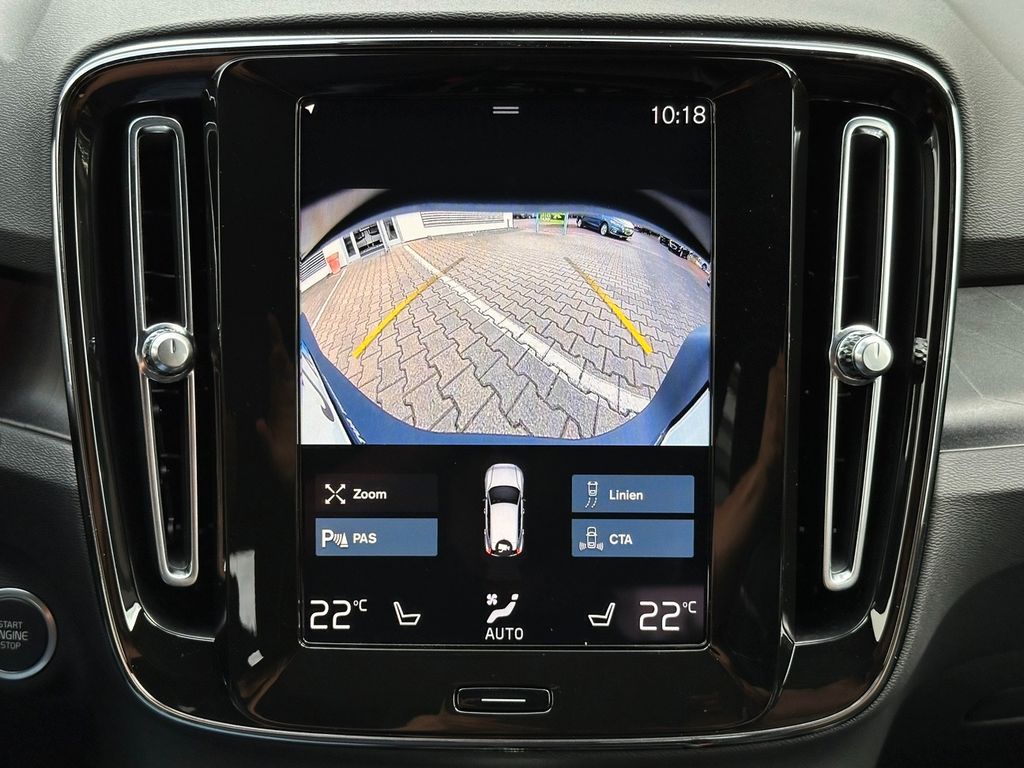 Volvo XC40 T5 Recharge Ultimate Dark *ACC*Glasdach*LM