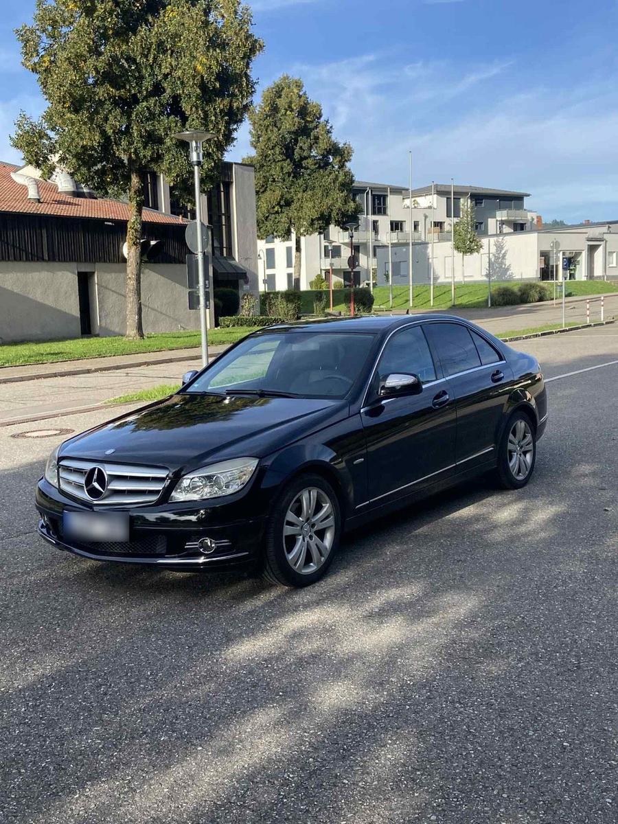 Mercedes-Benz C 180