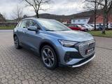 Audi Q4 e-tron 77 kWh | Matrix LED*ACC*SOH 88.9% - : Blau, Dachreling