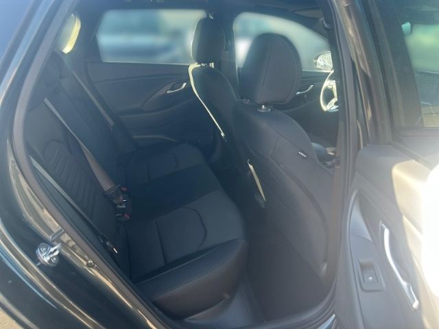 Fahrzeugabbildung Hyundai i30 FL Kombi (MY25) 1.5 T-GDI (140PS) 48V 7-DCT