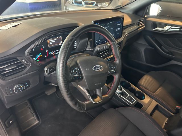 Fahrzeugabbildung Ford Focus Turnier ST-Line*Automatik*SYNC4*Scheckh.