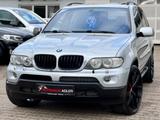 BMW X5 4.4i V8 xDrive*AUTOM*PANO*LED*NAV*AHK*SH*XENO - gebrauchte BMW X5 aus dem Jahr 2004