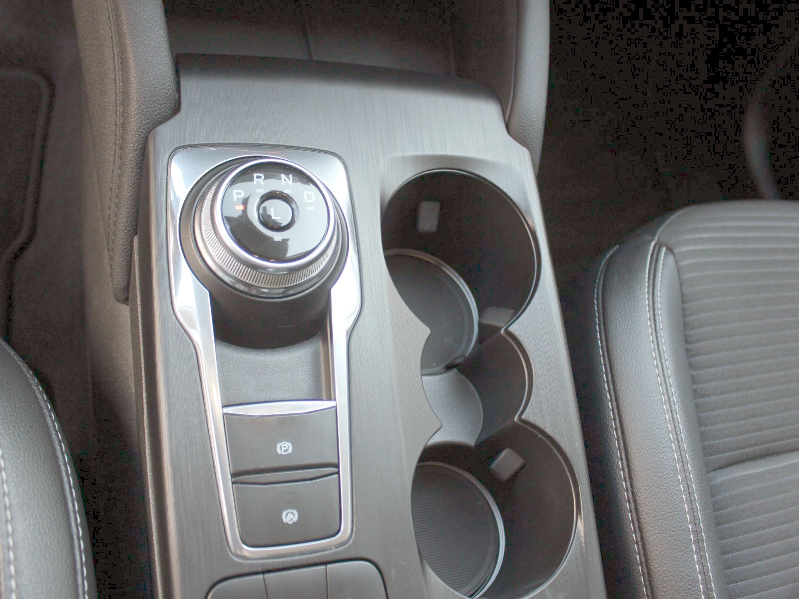 Fahrzeugabbildung Ford Kuga Plug-In Hybrid Titanium X 2,5 Duratec