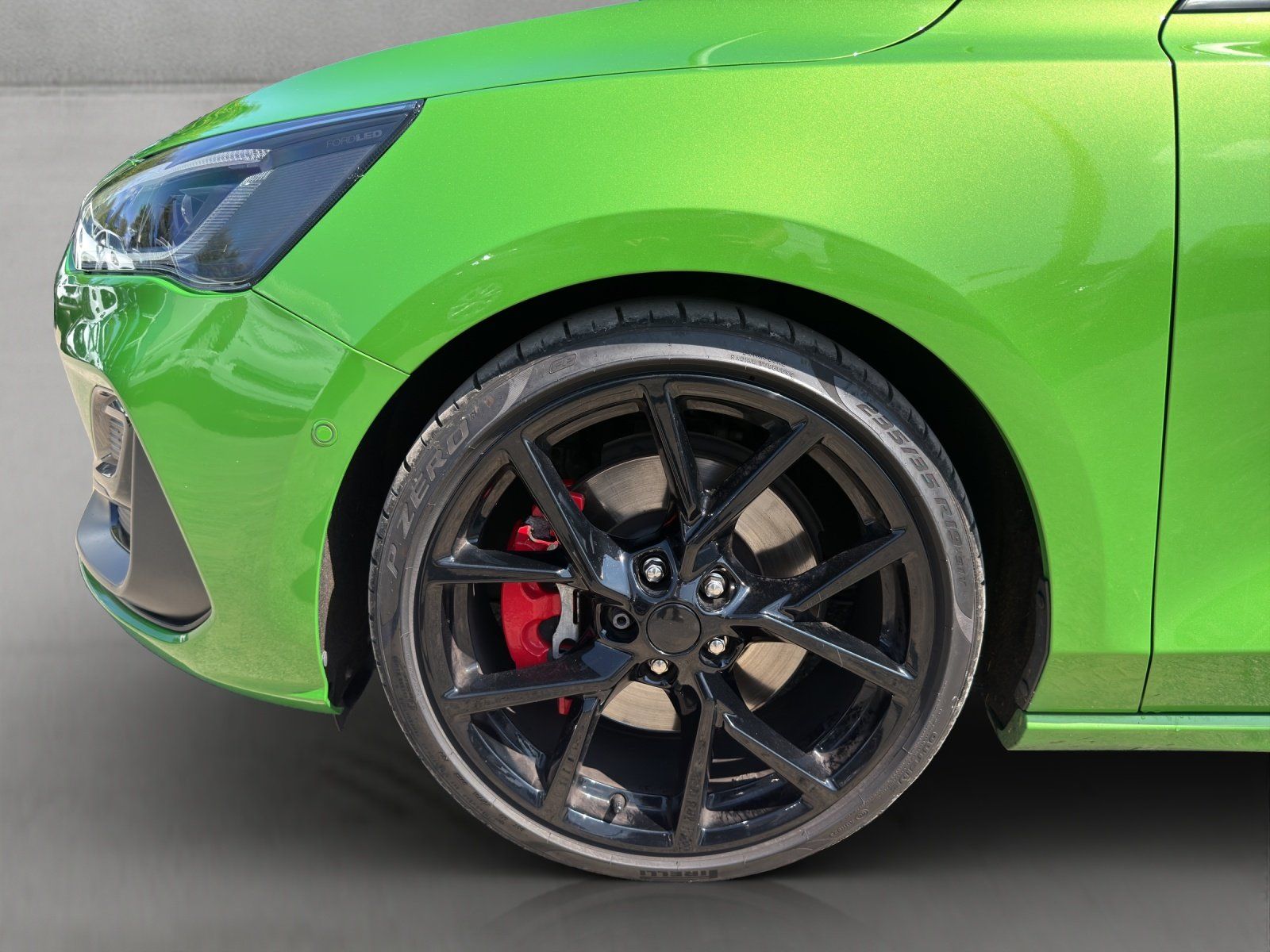 Fahrzeugabbildung Ford Focus ST 2.3 EcoBoost X Panodach/LED/