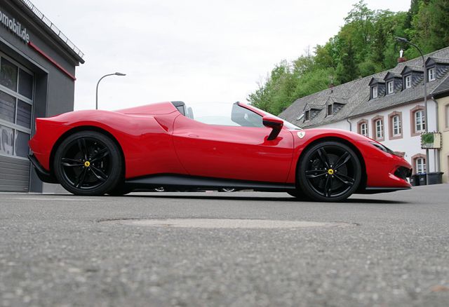 Ferrari 296 GTS*DaytonaRacingSeat,Lift,JBL,Carbon,Alkant