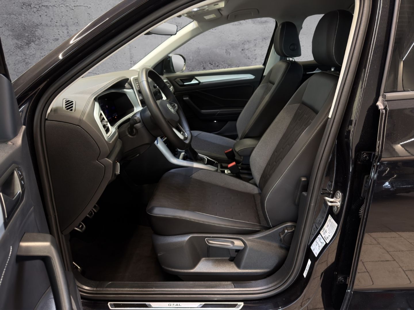 Volkswagen T-Roc - Bild 8