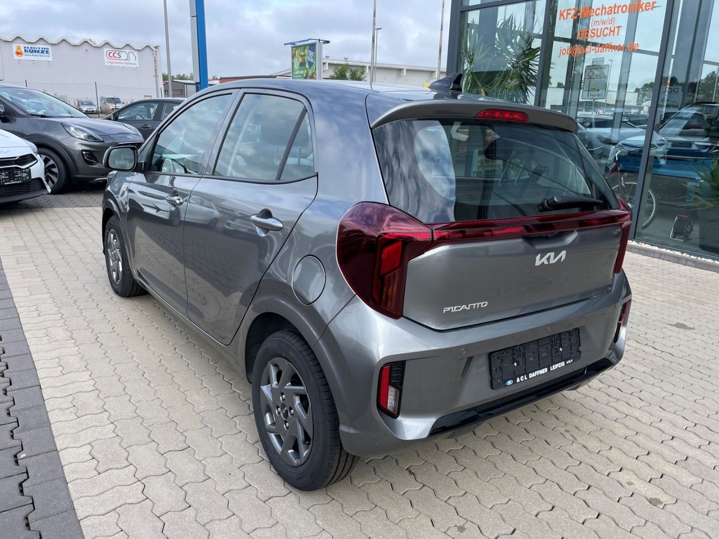 Fahrzeugabbildung Kia Picanto Vision 1,0 Navi Kamera Klima Spurhalte