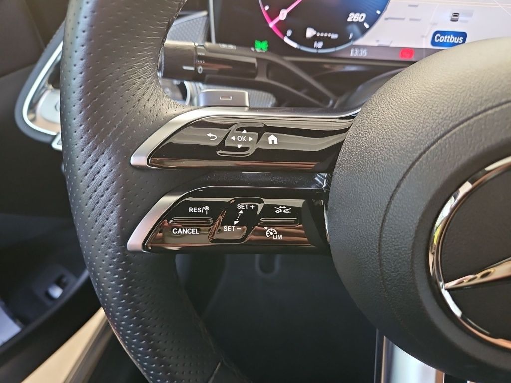 Fahrzeugabbildung Mercedes-Benz E 200 4M AMG Distronic+ Totwi. LED KeyLess Sport