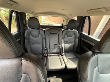 Volvo XC90 - 12