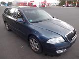 Skoda Octavia Combi Elegance 2 Liter Diesel - Skoda Octavia aus 2004 mit Diesel-Antrieb