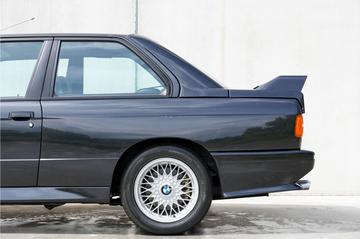 صورة مصغرة 19 لـ 1986 BMW M3