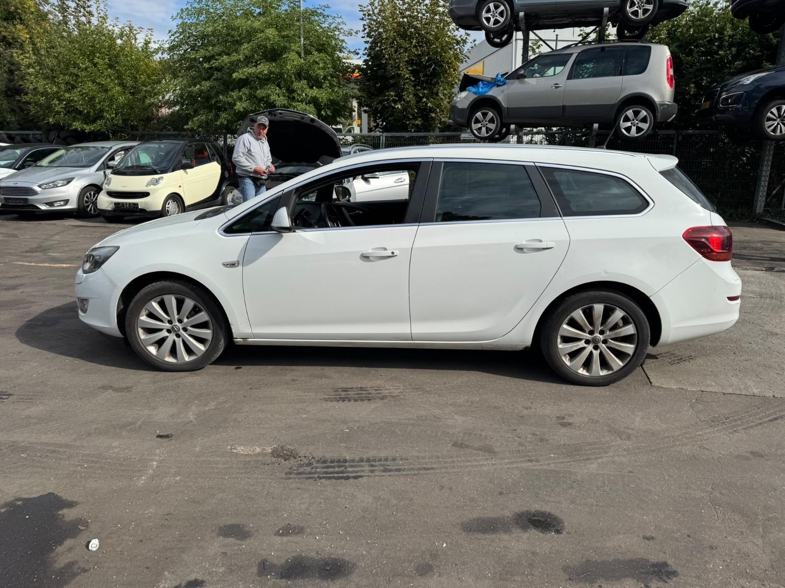 Opel Astra J Sports Tourer Innovation,Euro5,usw.