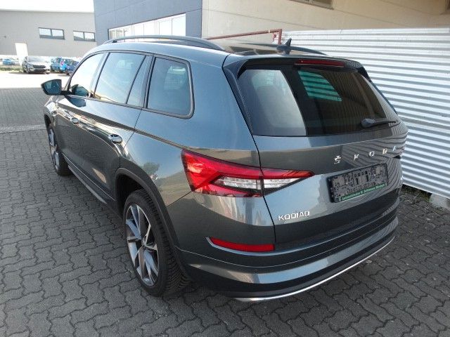 ŠKODA Kodiaq Kodiaq Sportline 2.0 TSI DSG 4x4 *AHK *Standheiz – Bild 6 von 20