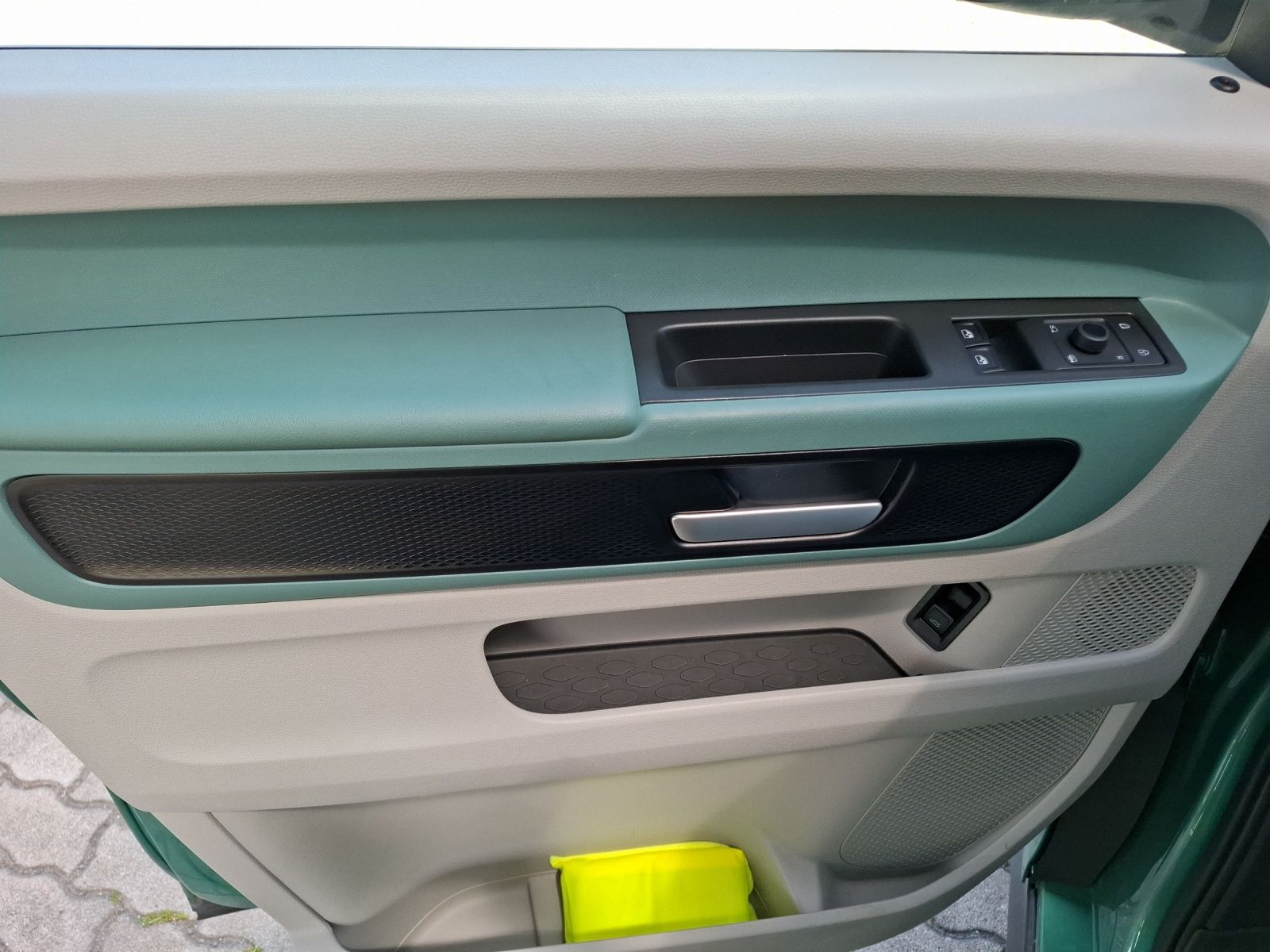 Fahrzeugabbildung Volkswagen ID.Buzz Pro Design LED MATRIX AHK ACC PARK ASS