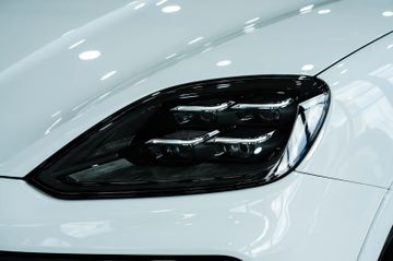 Porsche Cayenne - 12