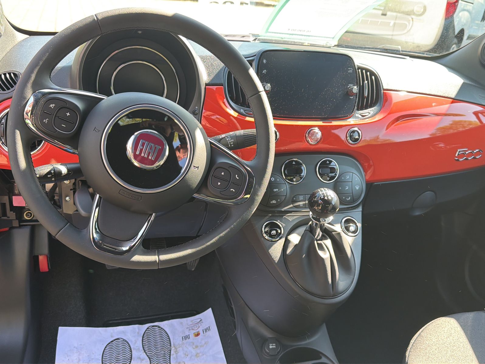 Fahrzeugabbildung Fiat 500C 1.0 Hybrid Cabrio nur 20 KM