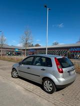 Ford Fiesta 1.4 Benzin Mit TÜV - Ford Fiesta aus 2004: 1.4