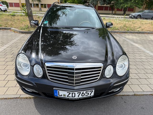 Mercedes-Benz E 320 CDI 4MATIC T AVANTGARDE KeylesGö Airmatic